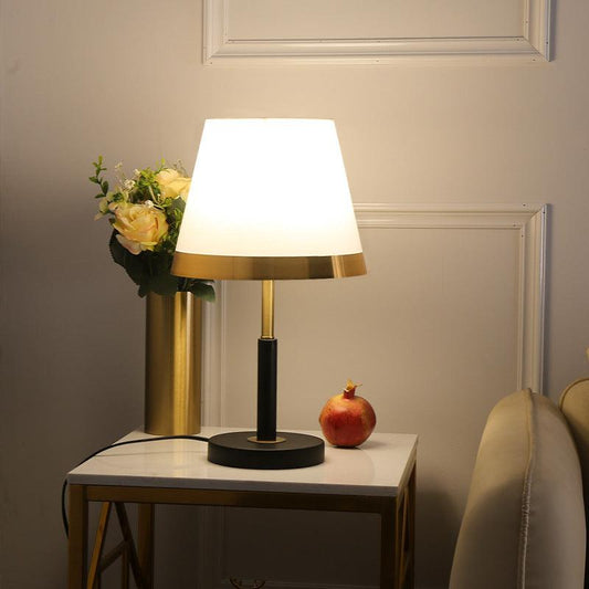 Nordic Household Table Lamp Bedroom Bedside Lamp Simple Modern Warm Romantic Remote Control Dimmable Bedside Table Wedding Lamp SupDropshipping